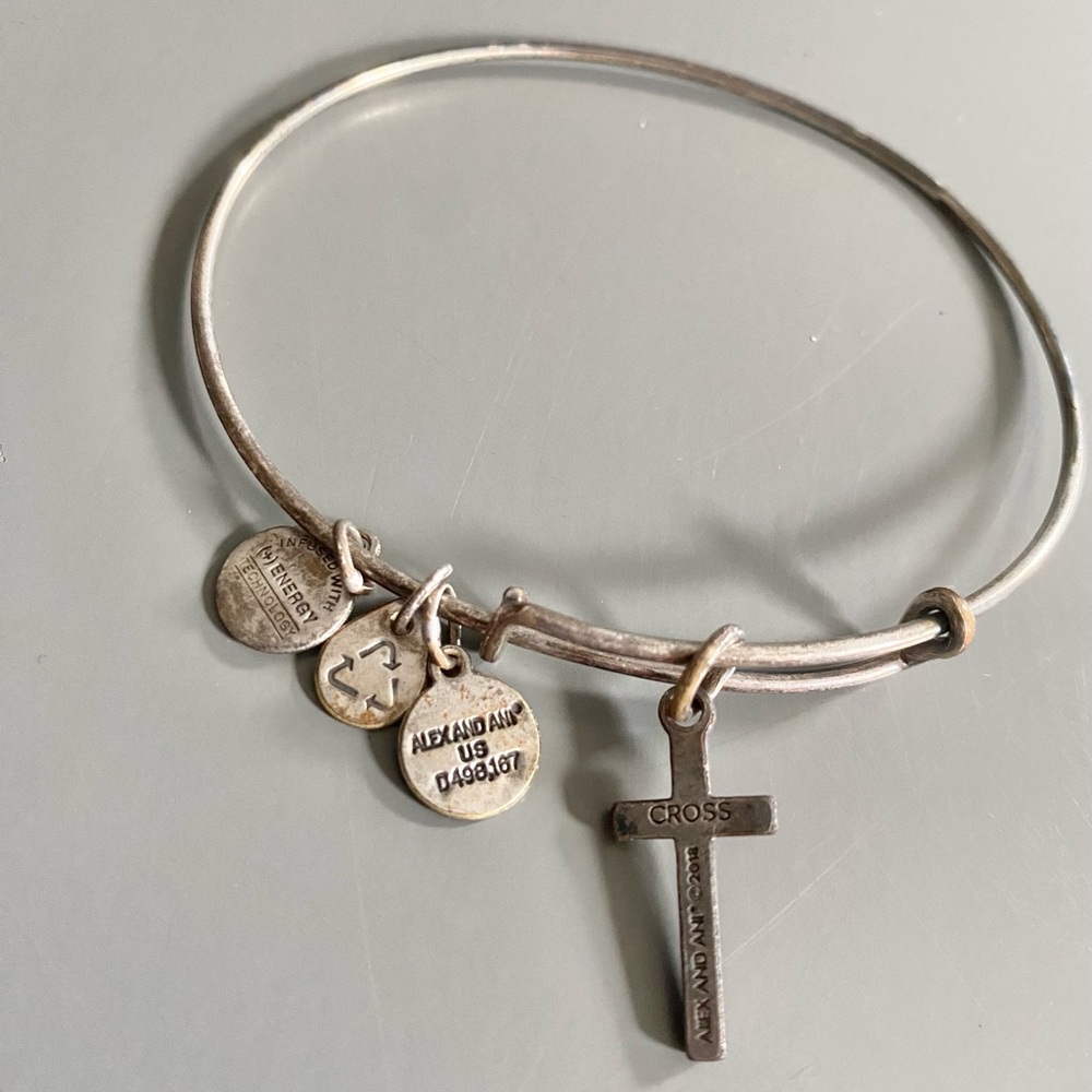 ✝️ Alex and Ani Charm Bangle ✝️